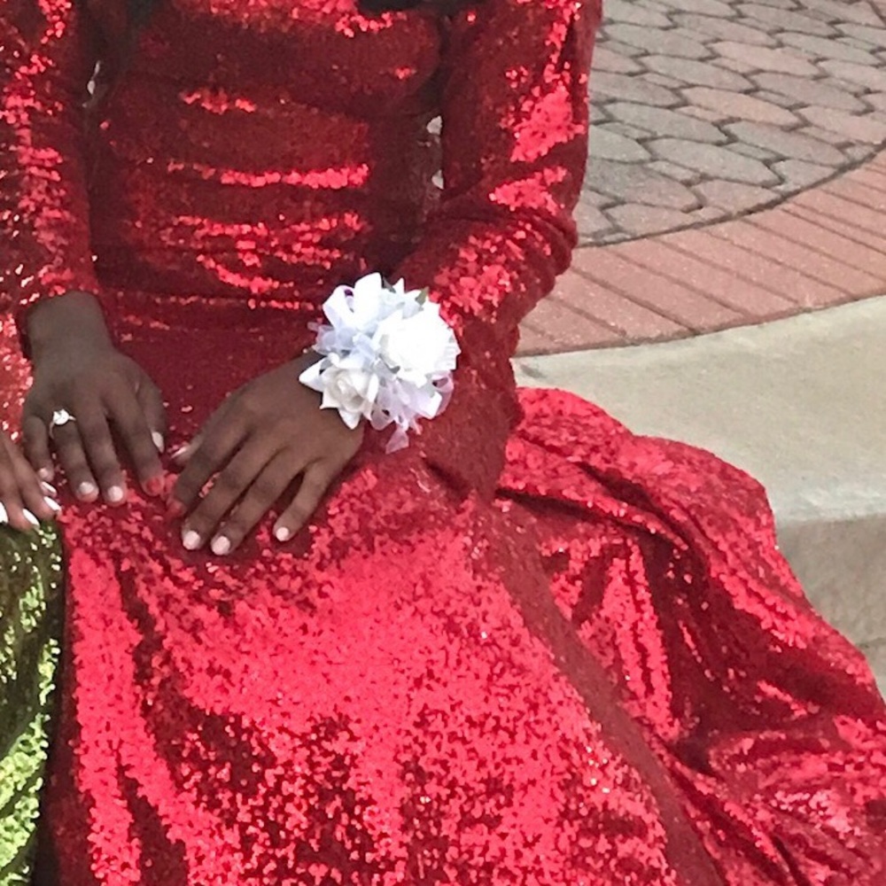 Prom Dress - Red sequin HANDMADE - Picture 2 of 7